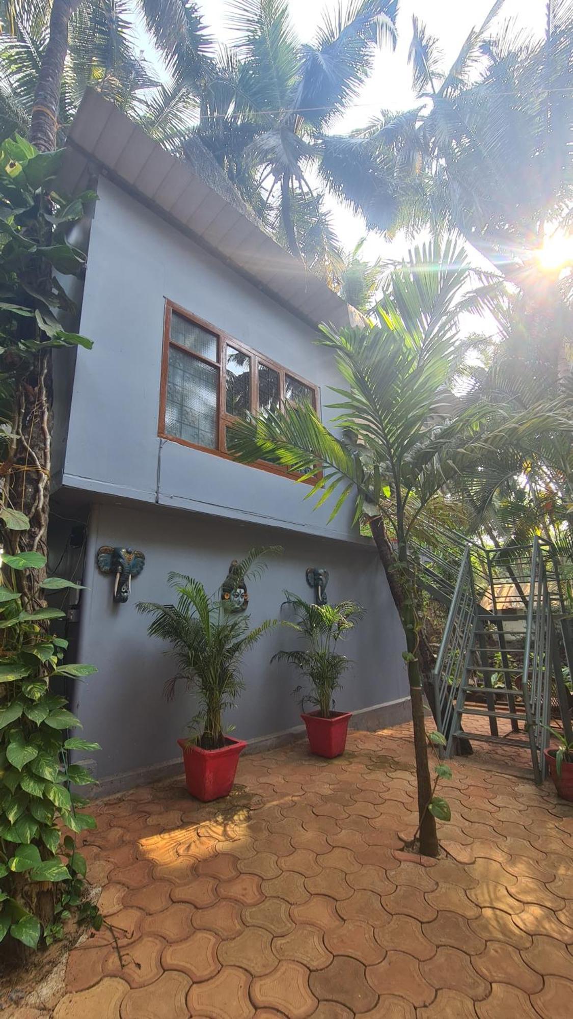 Palm Trees Ayurvedic Heritage Patnem Beach Exterior photo